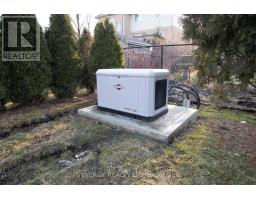21 CALVERT DRIVE - 39