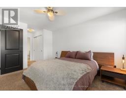 40 ARBOR TRAIL - 16