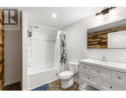 40 ARBOR TRAIL - 28