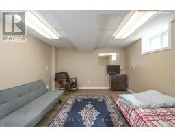 13 WARBLER HEIGHTS - 26