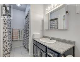 270 SYDENHAM STREET E - 16