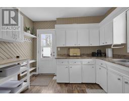 3 MACKAY AVENUE - 12