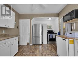 3 MACKAY AVENUE - 13