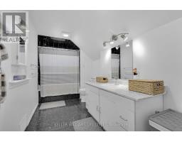 3 MACKAY AVENUE - 18