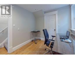 13 MCKENZIE AVENUE - 23