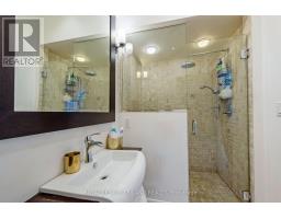13 MCKENZIE AVENUE - 27