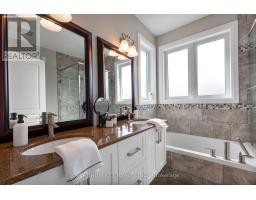 50 VEALE CRESCENT - 15