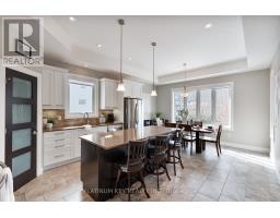 50 VEALE CRESCENT - 8