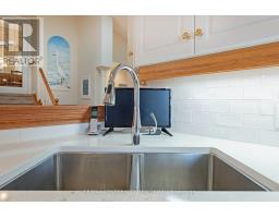 568 WELLINGTON STREET - 14