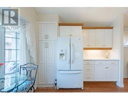 568 WELLINGTON STREET - 16