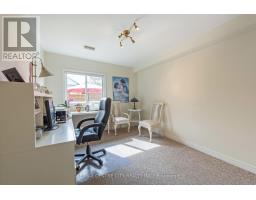 568 WELLINGTON STREET - 32