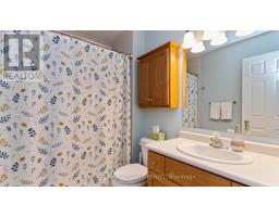 815 SPRUCEWOOD DRIVE - 23