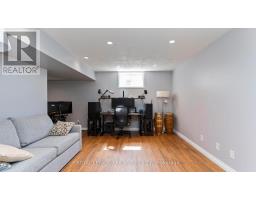 815 SPRUCEWOOD DRIVE - 25