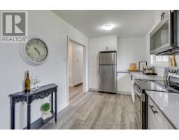220 ROSS AVENUE - 3