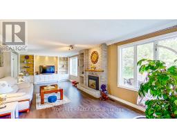 25 UPLANDS DRIVE - 19