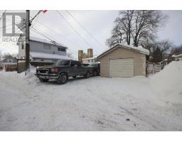 114 FRONT STREET W - 36