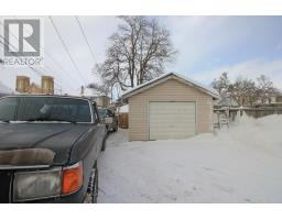 114 FRONT STREET W - 37
