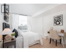 906 - 155 KENT STREET - 12