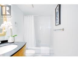 906 - 155 KENT STREET - 17