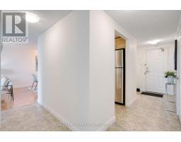 906 - 155 KENT STREET - 18