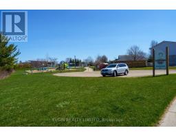 385 HIGHVIEW DRIVE - 33