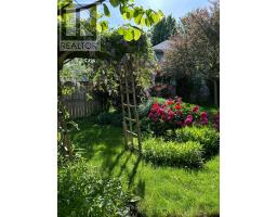 2 ROSETHORN COURT - 36