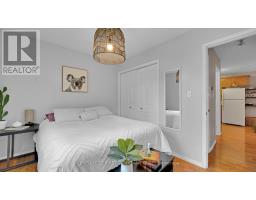 126 SCOTT STREET E - 15