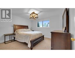 126 SCOTT STREET E - 19