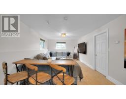 126 SCOTT STREET E - 22