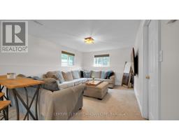 126 SCOTT STREET E - 23