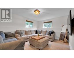 126 SCOTT STREET E - 24
