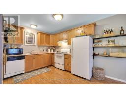 126 SCOTT STREET E - 7