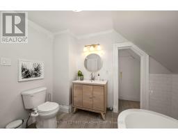 895 PRINCESS AVENUE - 2