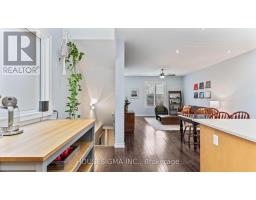 33 CARLTON AVENUE - 14