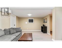 33 CARLTON AVENUE - 31