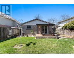 26 EDMUNDS CRESCENT - 41
