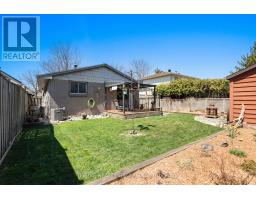 26 EDMUNDS CRESCENT - 42