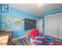 51 BIRCHCREST DRIVE - 33