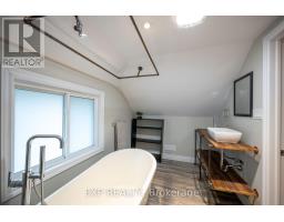 124 CHESTERFIELD AVENUE - 18