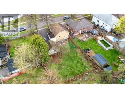 124 CHESTERFIELD AVENUE - 32