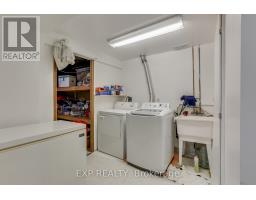 1384 BENTLEY DRIVE - 22