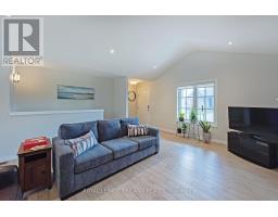 11 - 234 PEACH TREE BOULEVARD - 12