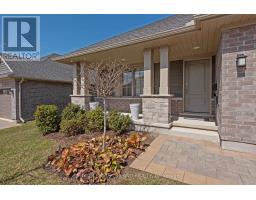 11 - 234 PEACH TREE BOULEVARD - 4