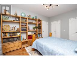 3 RODERICK COURT - 23