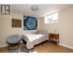 3 RODERICK COURT - 28