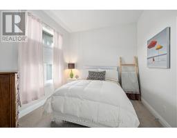 12 - 63 COMPASS TRAIL - 5