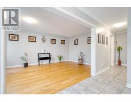 97 MCTAGGART COURT - 14