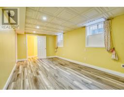 97 MCTAGGART COURT - 39