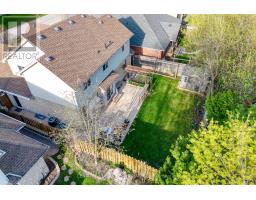 97 MCTAGGART COURT - 5