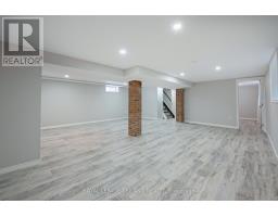 24 DUNWICH DRIVE - 33